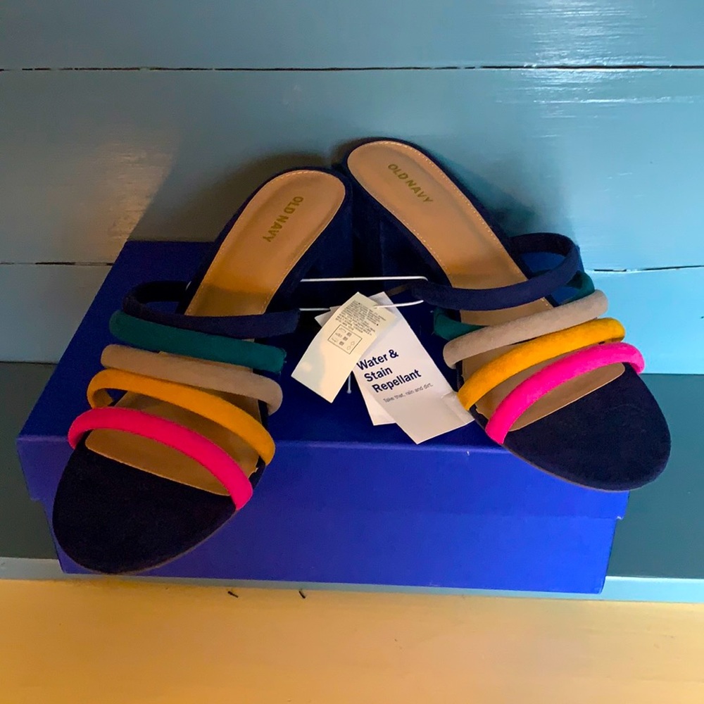 Brand new Old Navy Multi-colored sandals